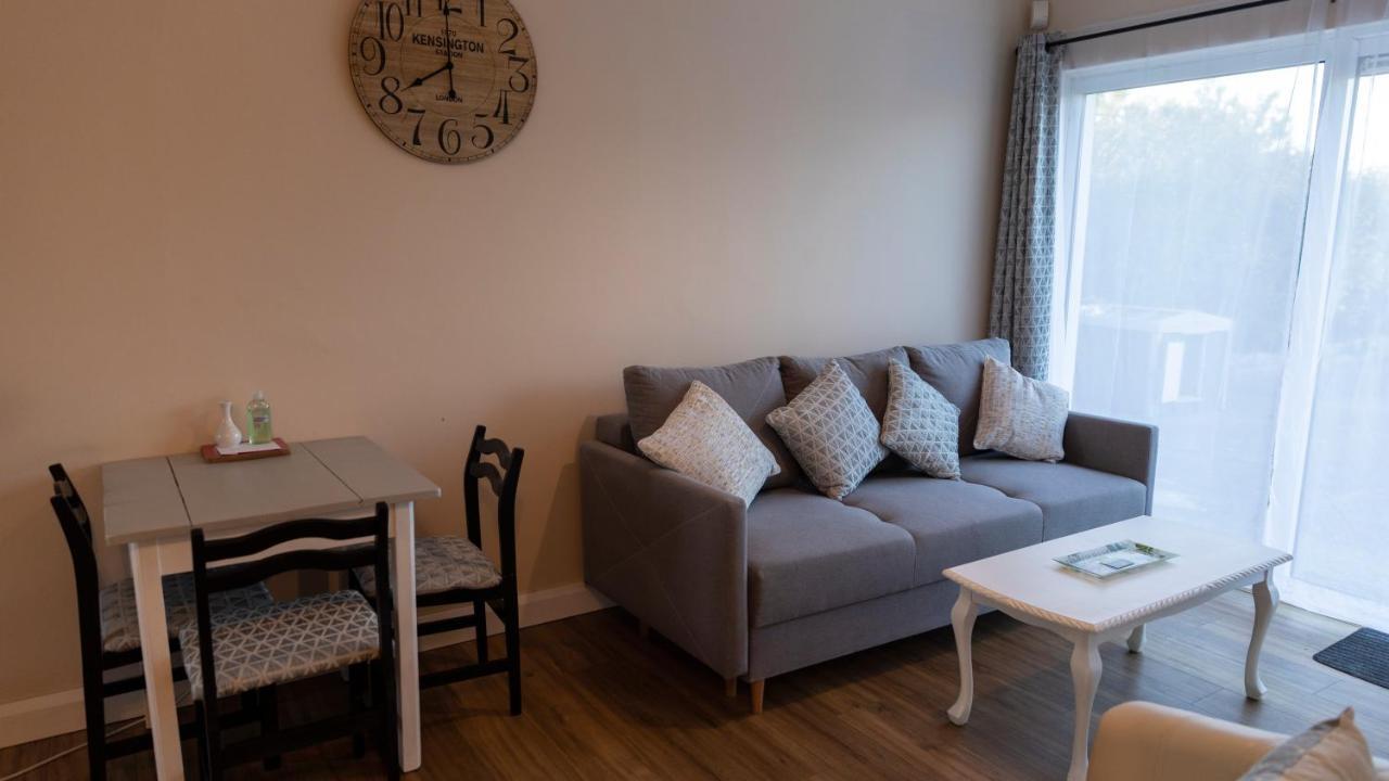 Barrybeag 1 Bedroom Apartments 발리바우한 외부 사진
